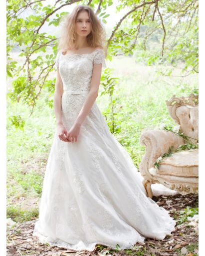 Bateau Neckline A-Line Wedding Dress in Lace