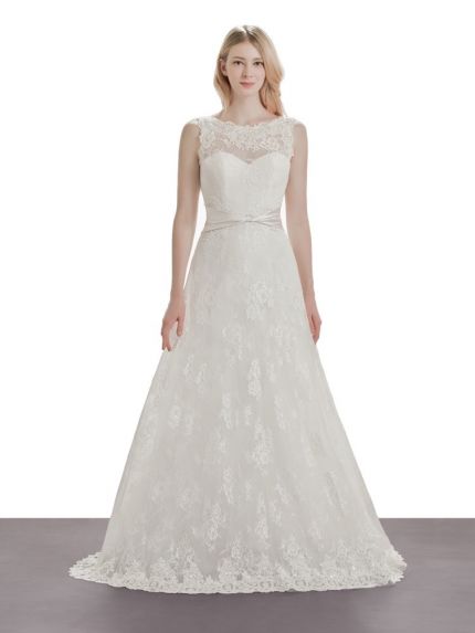 Classic Lace A-Line Wedding Dress