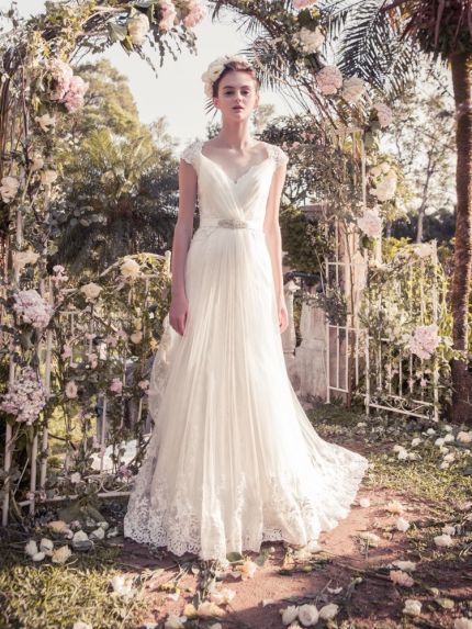 Diamond Neckline A-Line Wedding Dress