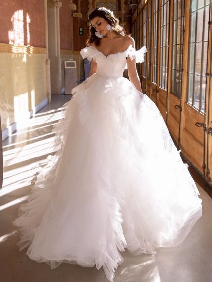 Off-Shoulder Ruffle Wedding Dress