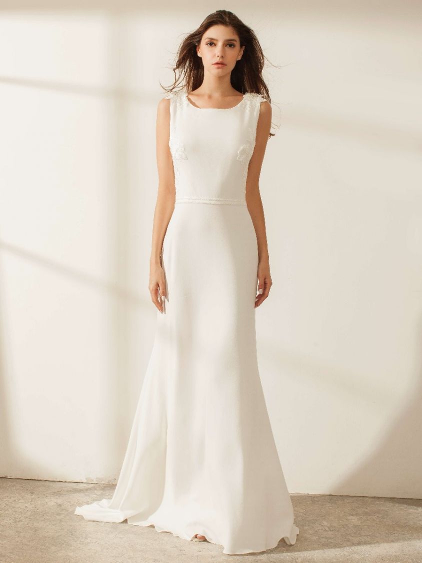 Minimalist crepe store wedding dress