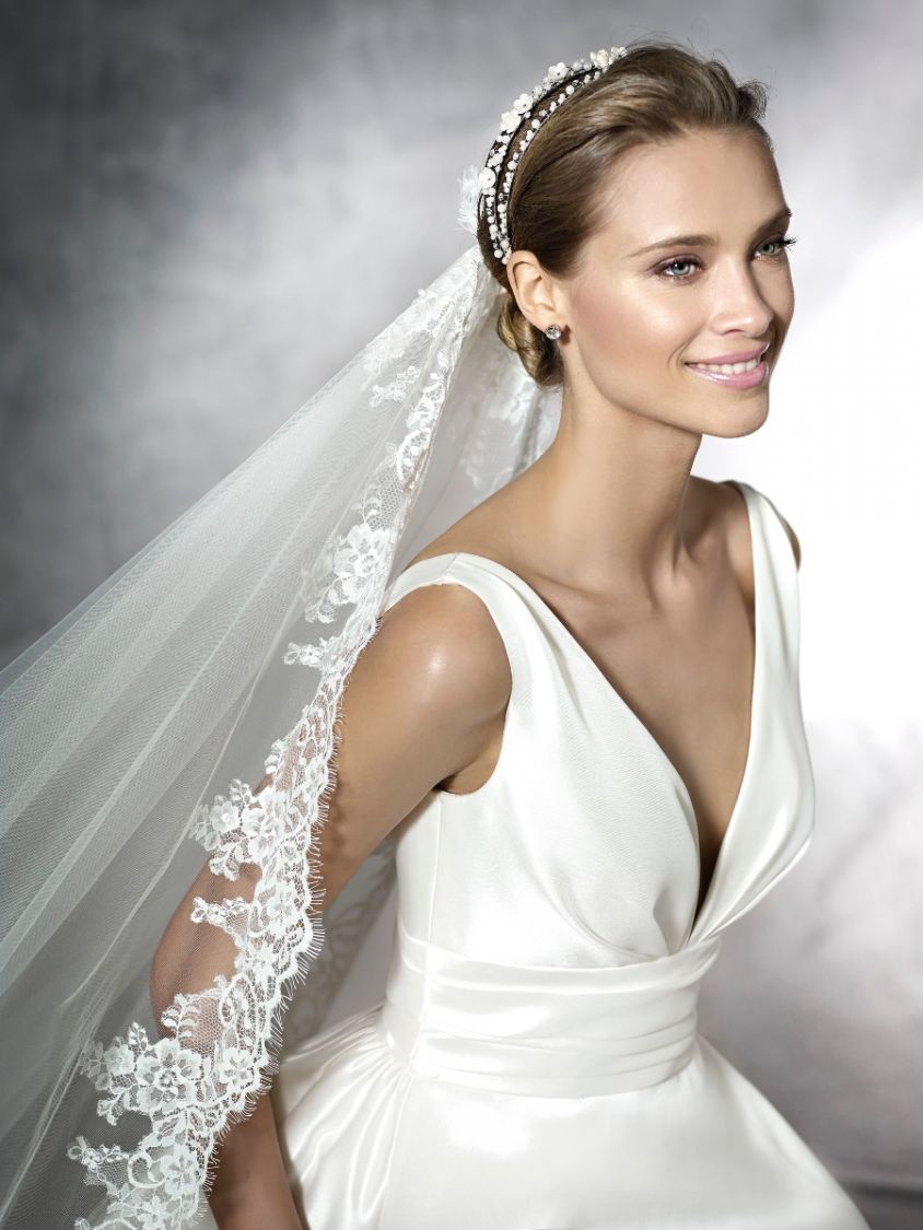 Pronovias shop plaza dress