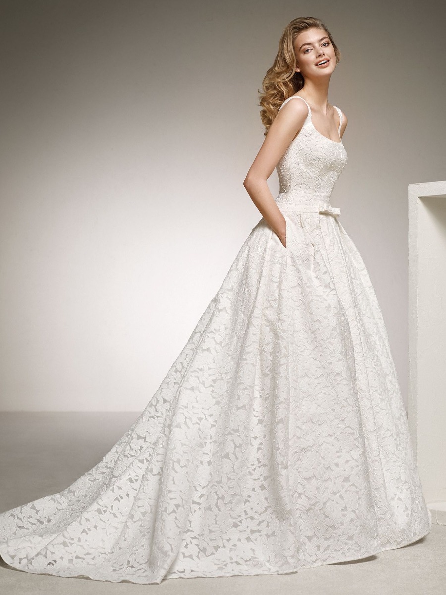 Square neck hotsell ball gown