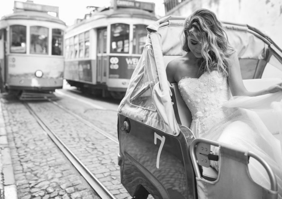 #PronoviasItBrides: Jet-setting Brides From London to NYC