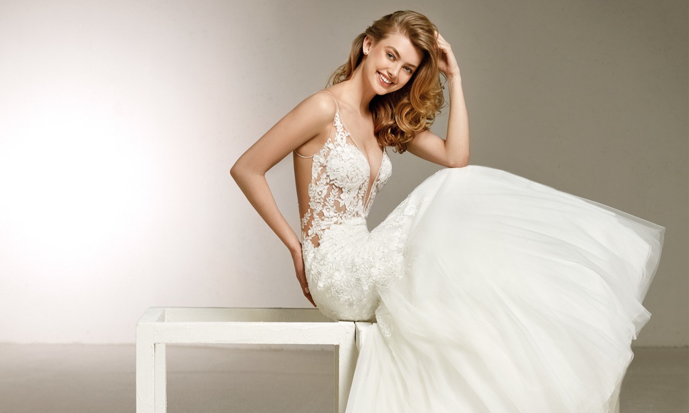 NEW THIS WEEK | PRONOVIAS 2018 BRIDAL COLLECTION