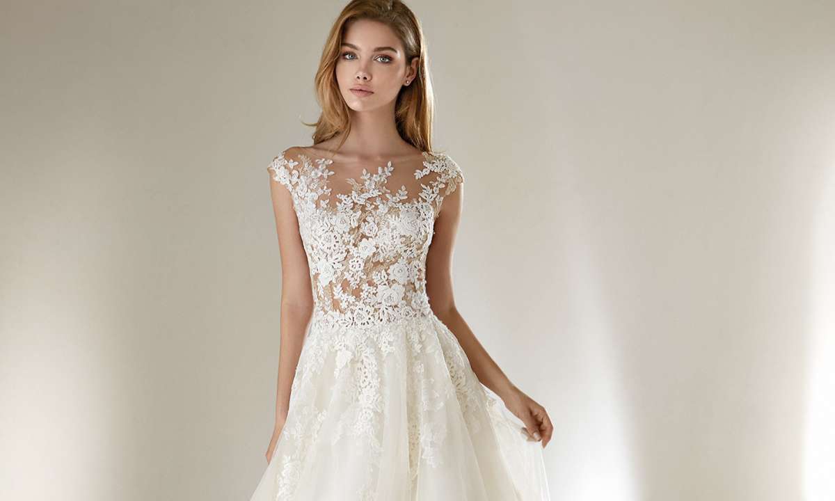 Best wedding dresses for pear-shaped brides - Tina Valerdi