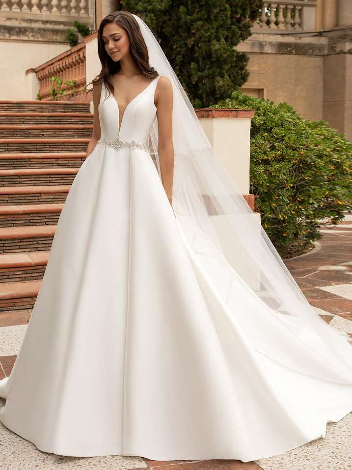  Designer  Bridal  Room 2019  Wedding  Dresses  Gowns  